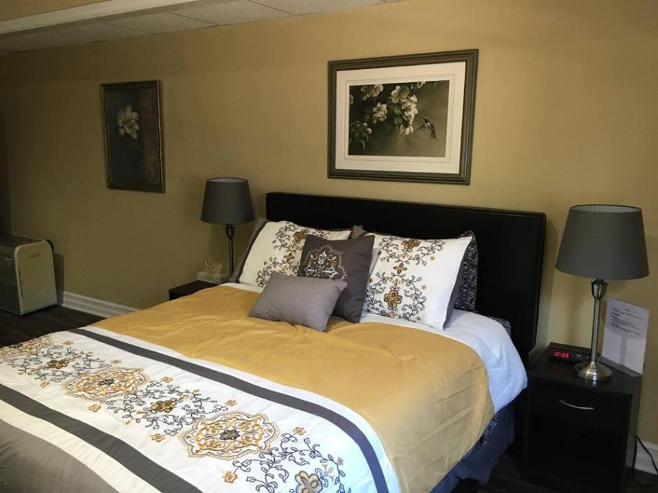 Colonial Charm Inn Charlottetown Kültér fotó